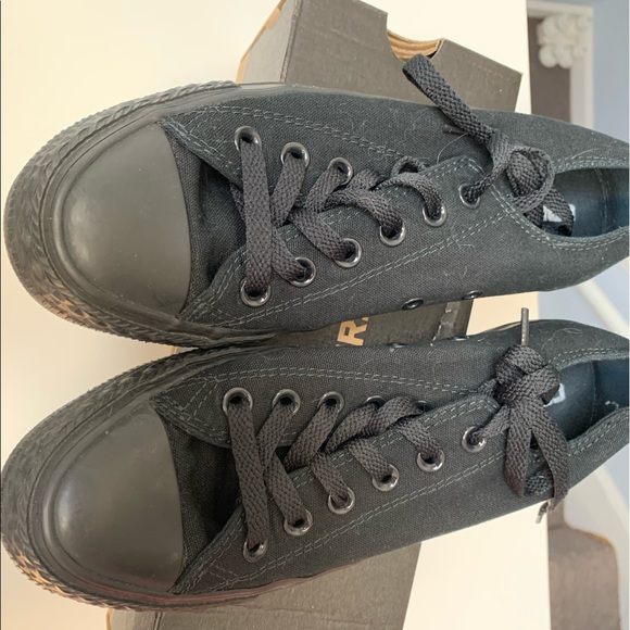 Converse - Picture 4 of 4